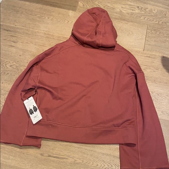 ALO YOGA LOW KEY HOODIE - Picture 5 of 7